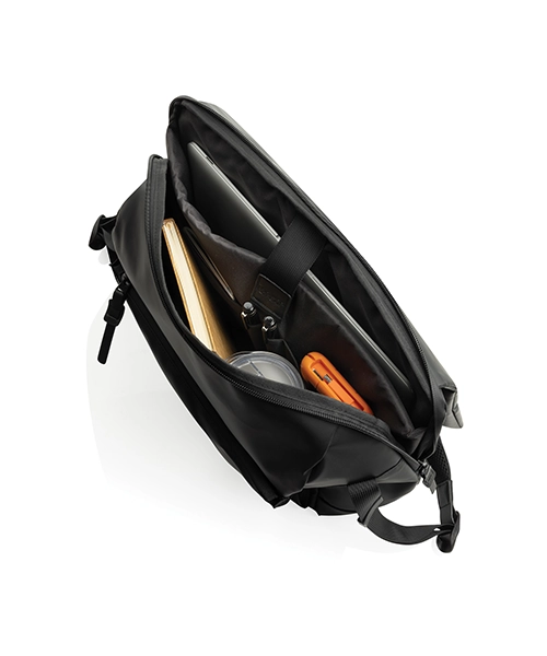 Universalna-chanta p732.12 Swiss Peak OSLO RCS Messenger с подплатено отделение за лаптоп