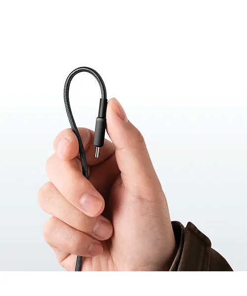 Кабел__1 Технологичен аксесоар Anker USB-C за преносими устройства