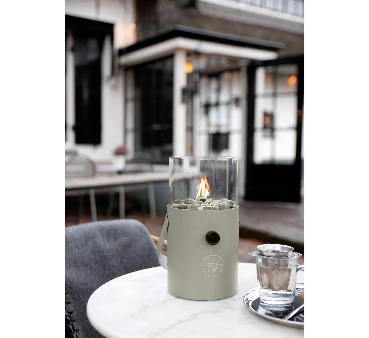 Газов Фенер 233640p Пламък в стъклен корпус на дизайнерски фенер