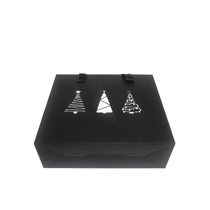 Подаръчна кутия _2 Елегантно представяне на комплект Calm & Bright с бонбониера, тефтер и LED фенерче