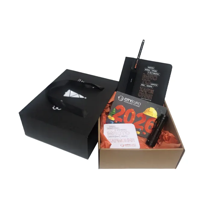 CityEuro_Set_1 Всички продукти от комплект Calm & Bright показани заедно на бяла повърхност