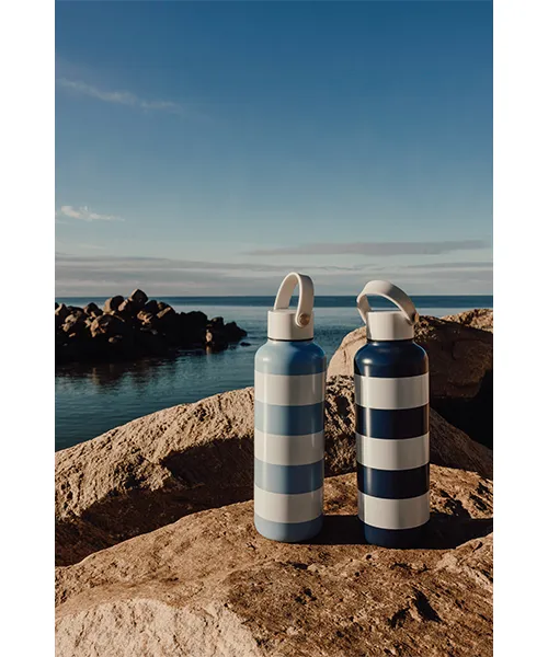 Бутилкккка 600 мл Метална бутилка VINGA Lagoa RCS 600 с капак за сигурно затваряне