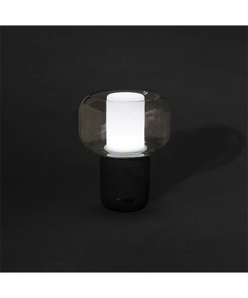 Лампа колонка_7 LED лампа с модерна форма, комбинираща светлина и звук в едно устройство