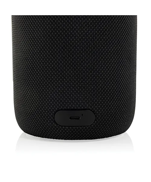 Лампа колонка_9 Устройство с LED и Bluetooth функции, подходящо за офис или домашна среда.