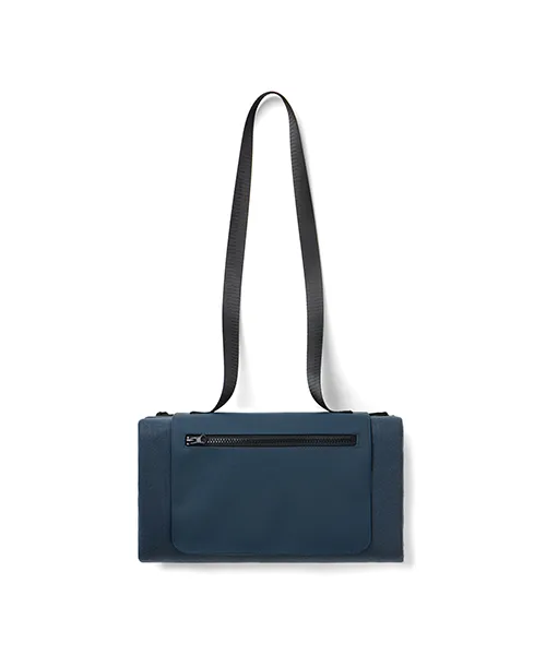 Пикник одеяло 8 Сгънато одеяло за лесно пренасяне на плажа